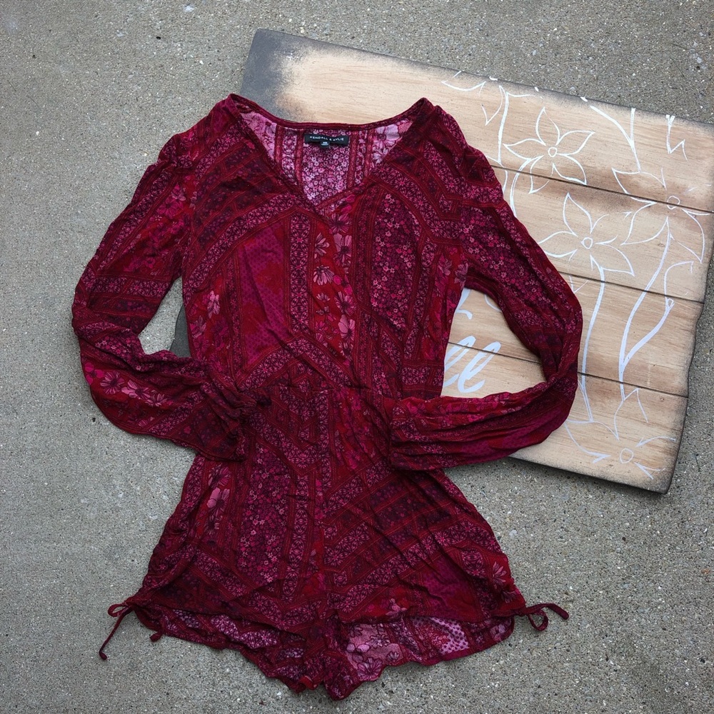 Kendall & Kylie Printed Long Sleeve Romper Size XS